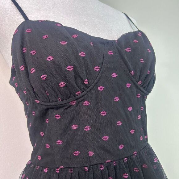 Betsey Johnson Vintage Black Mesh Midi Dress Pink Lip Fairy Goth Y2K Size 8 - Picture 3 of 14